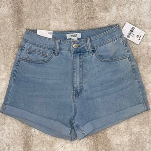 Light Denim Curvy Short High Rise Curvy Fit Size 28